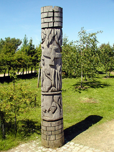 Totem Pole 01 at Marston Vale