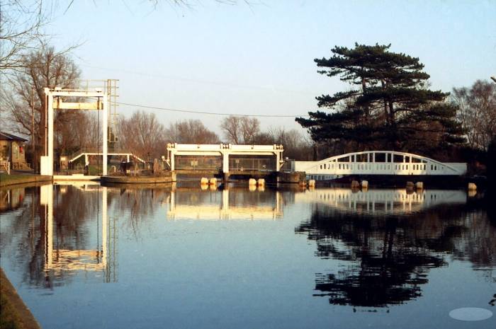 The Lock at Milton